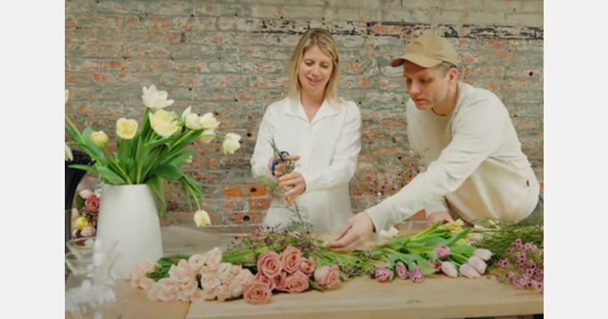 مزرعه گل سفید و استودیو سمیا برای ناهار کمپین دسته گل روز مادر شریک شدند