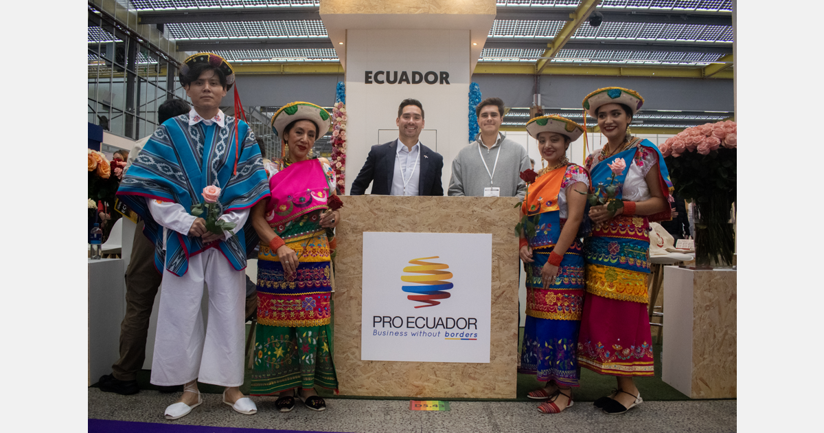گل‌کاری اکوادور در میان چالش‌های بین‌المللی رشد می‌کند
